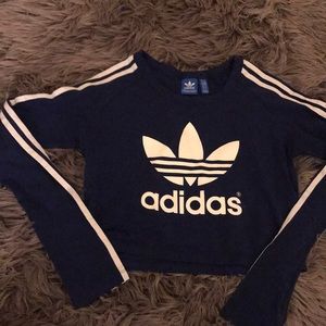 Cropped adidas long sleeve